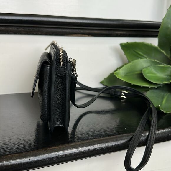 Kate Spade New York Leila genuine, leather Crossbody shoulder clutch handbag - Picture 4 of 12